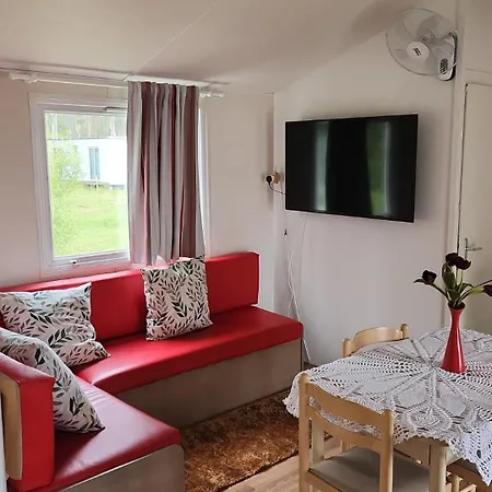 Jardim Bonito 11zz 캠프장 *